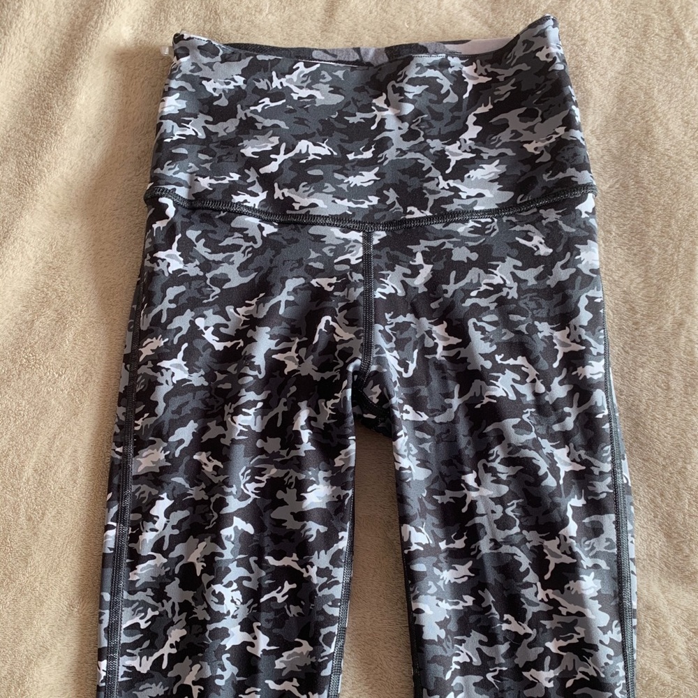 Reversible Camo Leggings